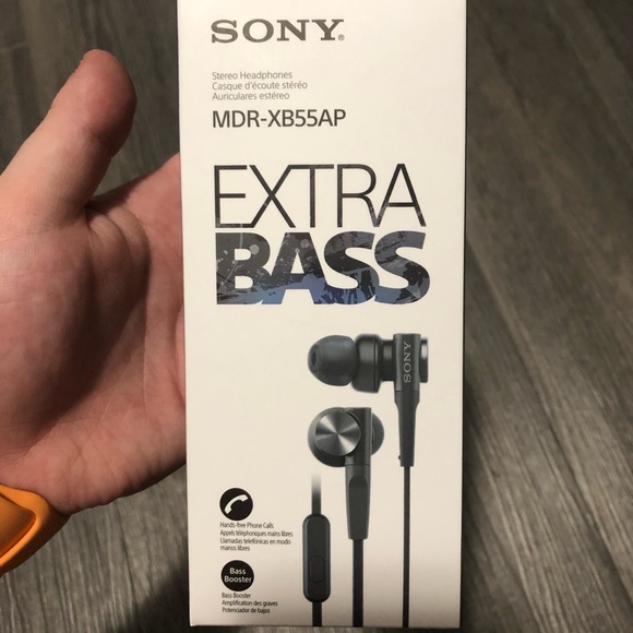 Sony extra bass headphones - Picture 1 of 4